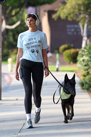 Taylor Hill leaked photo #26