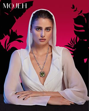 Taylor Hill leaked photo #84