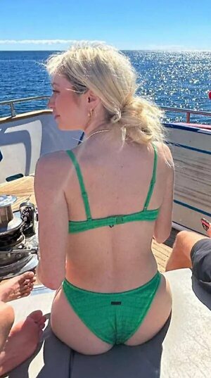 Taylor Hudson leaked photo #39
