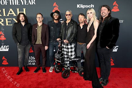 Taylor Momsen Nude Leaked Photo #2