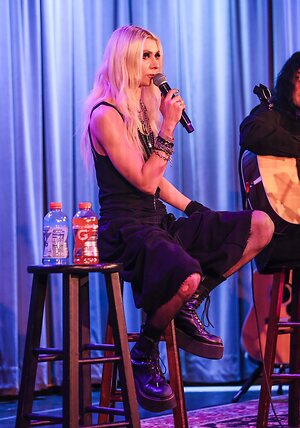 Taylor Momsen leaked photo #104