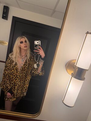 Taylor Momsen leaked photo #149