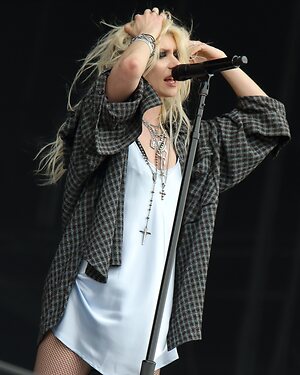 Taylor Momsen leaked photo #160