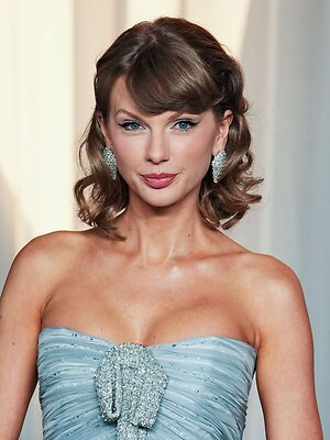 Taylor Swift Fakes leaked photo #11