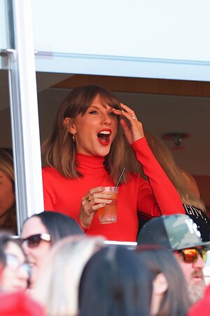 Taylor Swift Fakes leaked photo #16