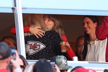 Taylor Swift Fakes leaked photo #27