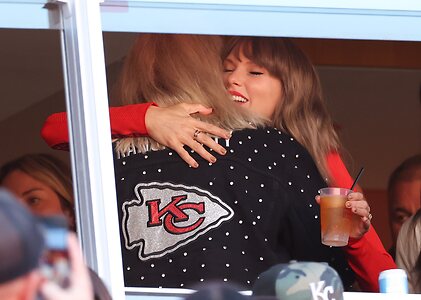 Taylor Swift Fakes leaked photo #28