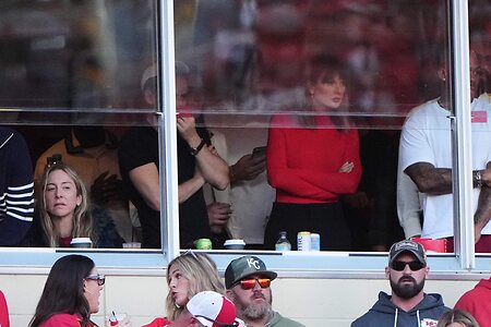 Taylor Swift Fakes leaked photo #32