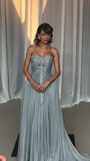 Taylor Swift leaked photo #340