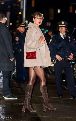 Taylor Swift leaked photo #438