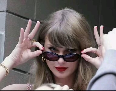 Taylor Swift leaked photo #461