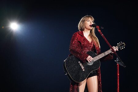 Taylor Swift leaked photo #489