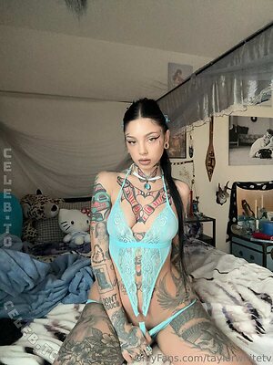 Taylor White Nude Leaked Photo #17