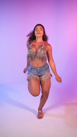 Taynara Cabral Nude Leaked Photo #15