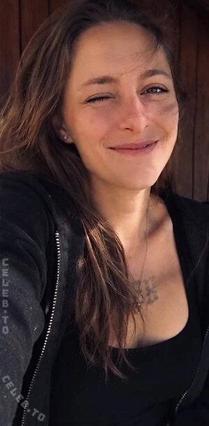 TeenLeonie18 leaked photo #5