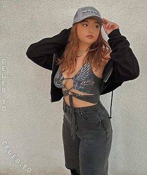 Teilor Grubbs Nude Leaked Photo #3