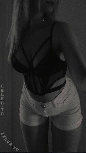 teilzeitsami Nude Leaked Photo #15