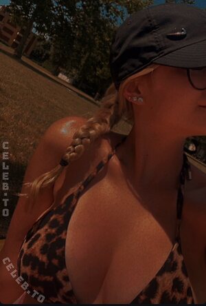 teilzeitsami Nude Leaked Photo #17