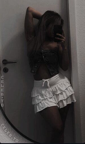 teilzeitsami Nude Leaked Photo #22