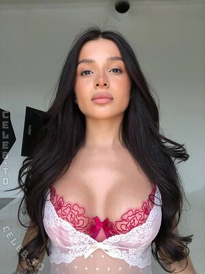 Tenderlybae Nude Leaked Photo #7