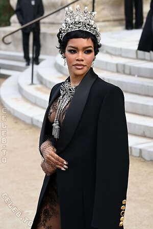 Teyana Taylor Nude Leaked Photo #15