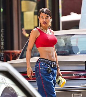 Teyana Taylor Nude Leaked Photo #21