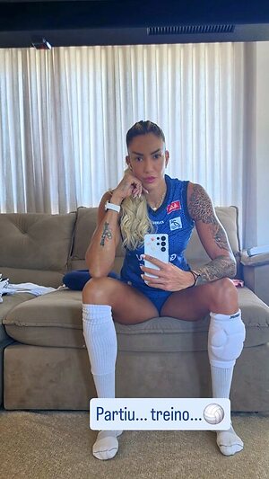 Thaisa Daher leaked photo #4