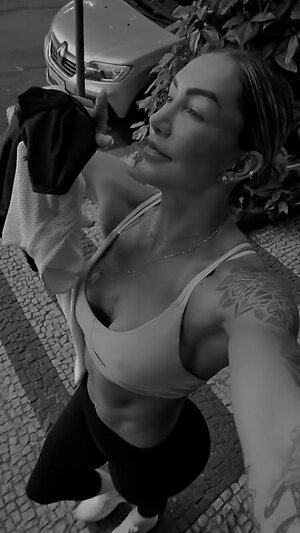 Thaisa Daher leaked photo #9