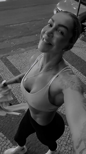 Thaisa Daher leaked photo #10
