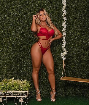 thaisgarciaoficial leaked photo #86