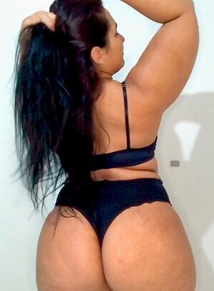 Thays Alves leaked photo #3