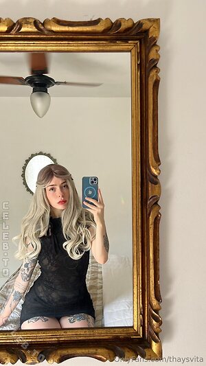 Thays Vita Nude Leaked Photo #30