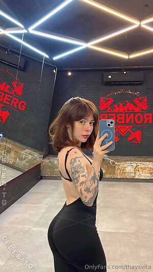Thays Vita Nude Leaked Photo #32