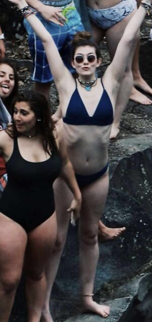 The ladies of reaction channels leaked photo #67