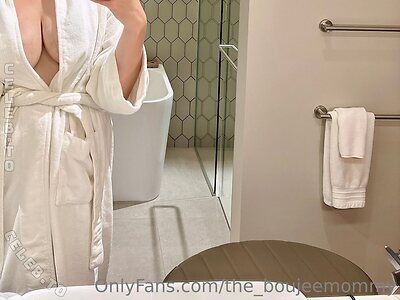 the_boujeemommy Nude Leaked Photo #36