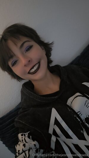thejesterlovesprada leaked photo #7