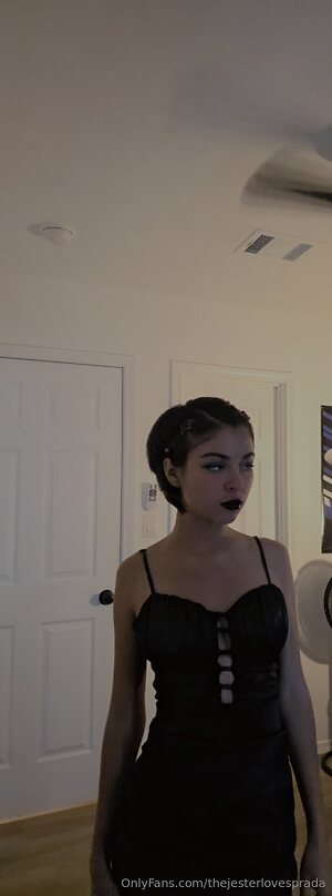 thejesterlovesprada leaked photo #8