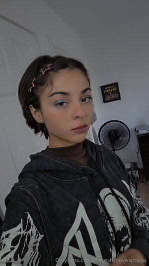 thejesterlovesprada leaked photo #10