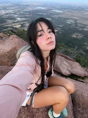 thelizzyporter leaked photo #10