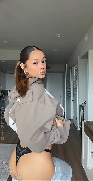 themikkiangel leaked photo #4