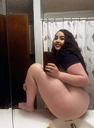 Thepaperem leaked photo #21