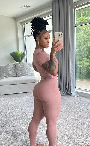 therealbombshell_mint