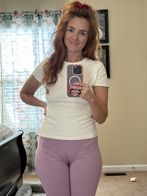 therealemily34 leaked photo #26