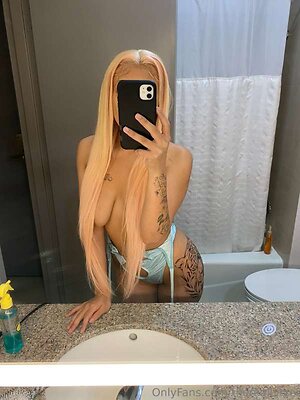 thereall.itzel leaked photo #3