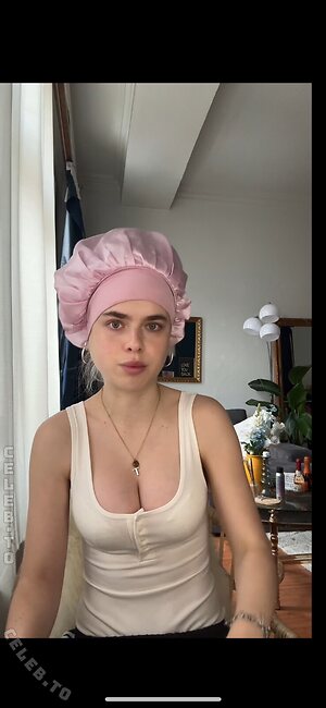 Theresa.vth Nude Leaked Photo #41