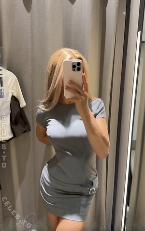 Theresaxre Nude Leaked Photo #12