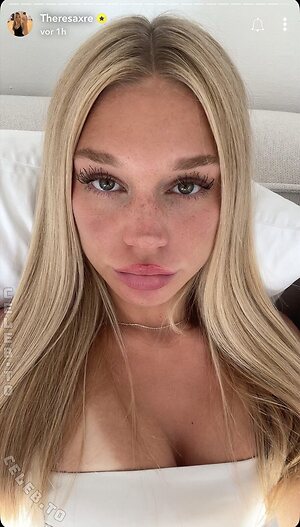 Theresa Regina Nude Photos