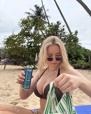 Therese Gudmundsen Nude Leaked Photo #8