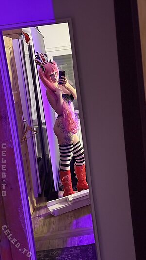Therlyen leaked photos