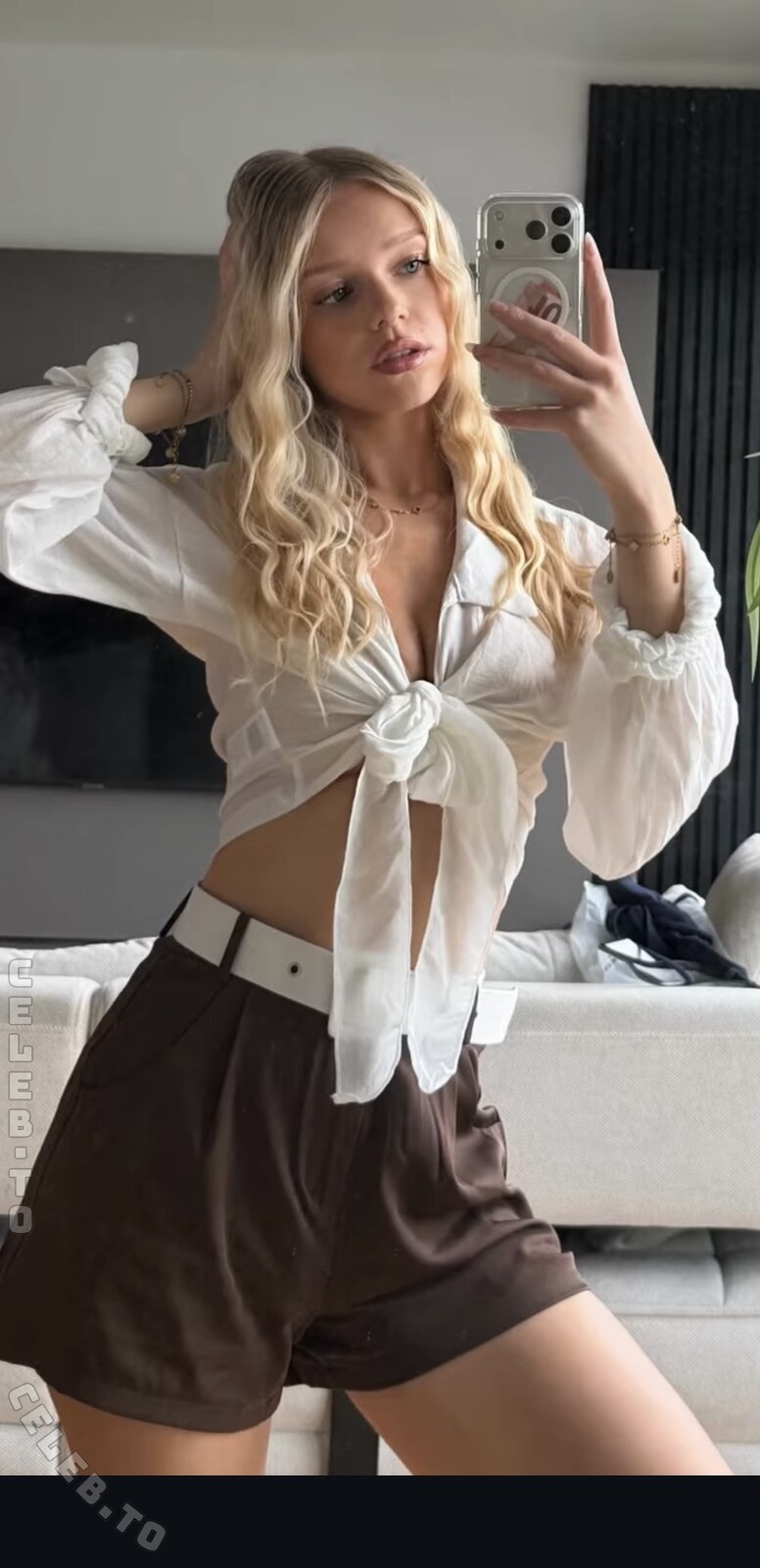 Thesi.Sophie photo